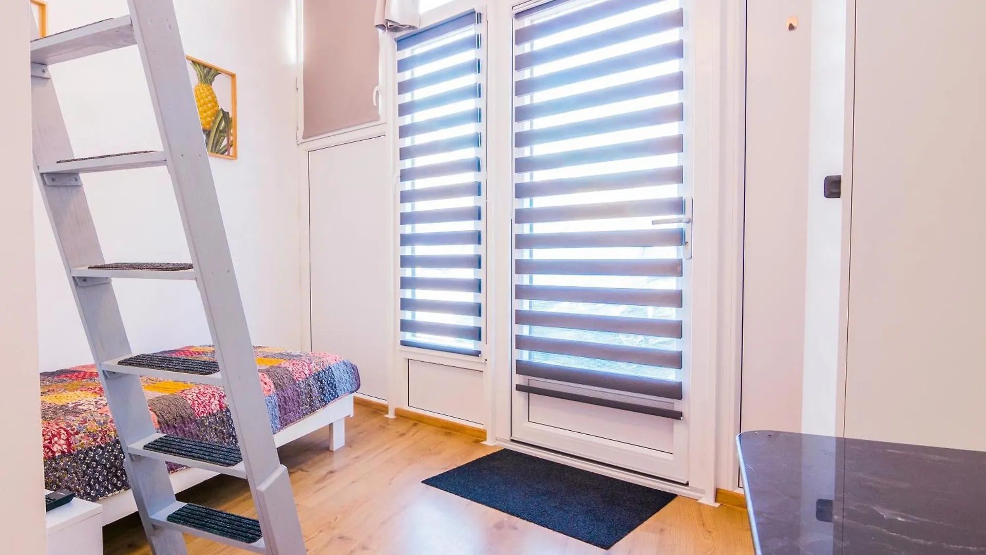 Pula Mini Studios קרואטיה